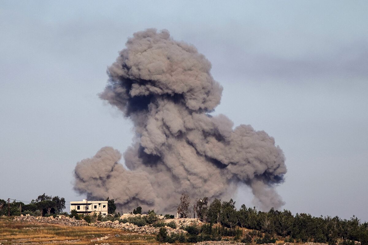 US, Iran Trade Drafts of Deal as Israel Expands Lebanon Assault