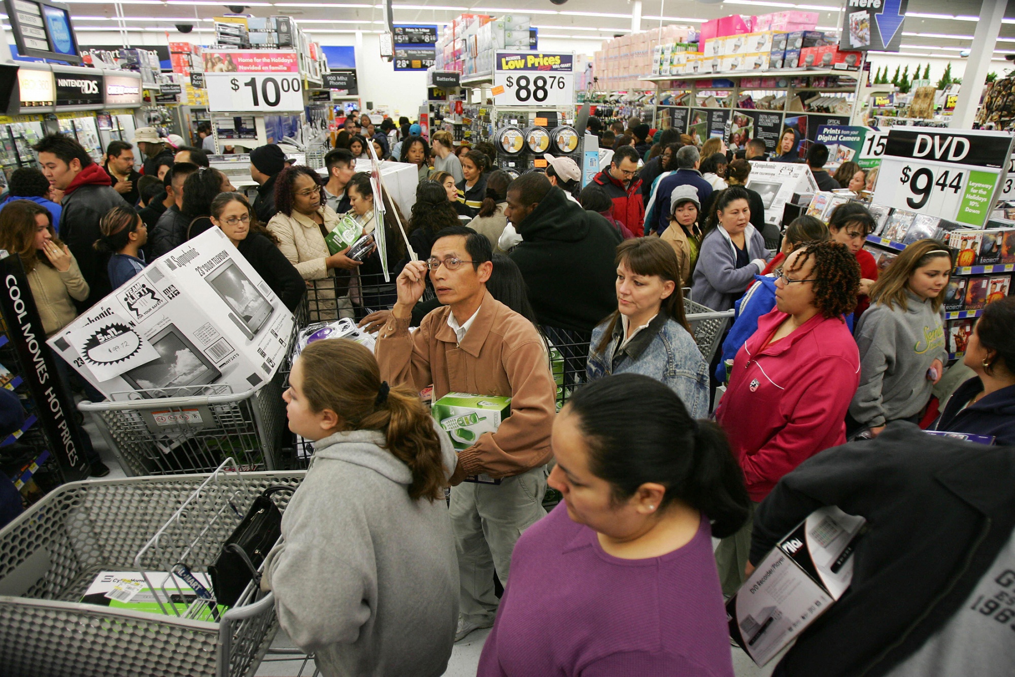 Walmart’s Black Friday Plan Caps Customer Capacity at Just 20 Bloomberg