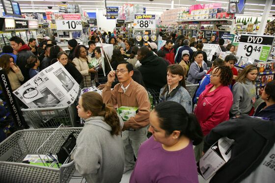 Walmart’s Black Friday Plan Caps Customer Capacity at Just 20%