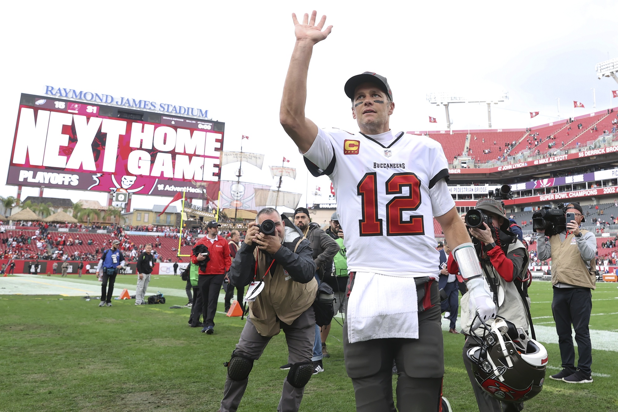 AP PHOTOS: Tom Brady through his unprecedented career