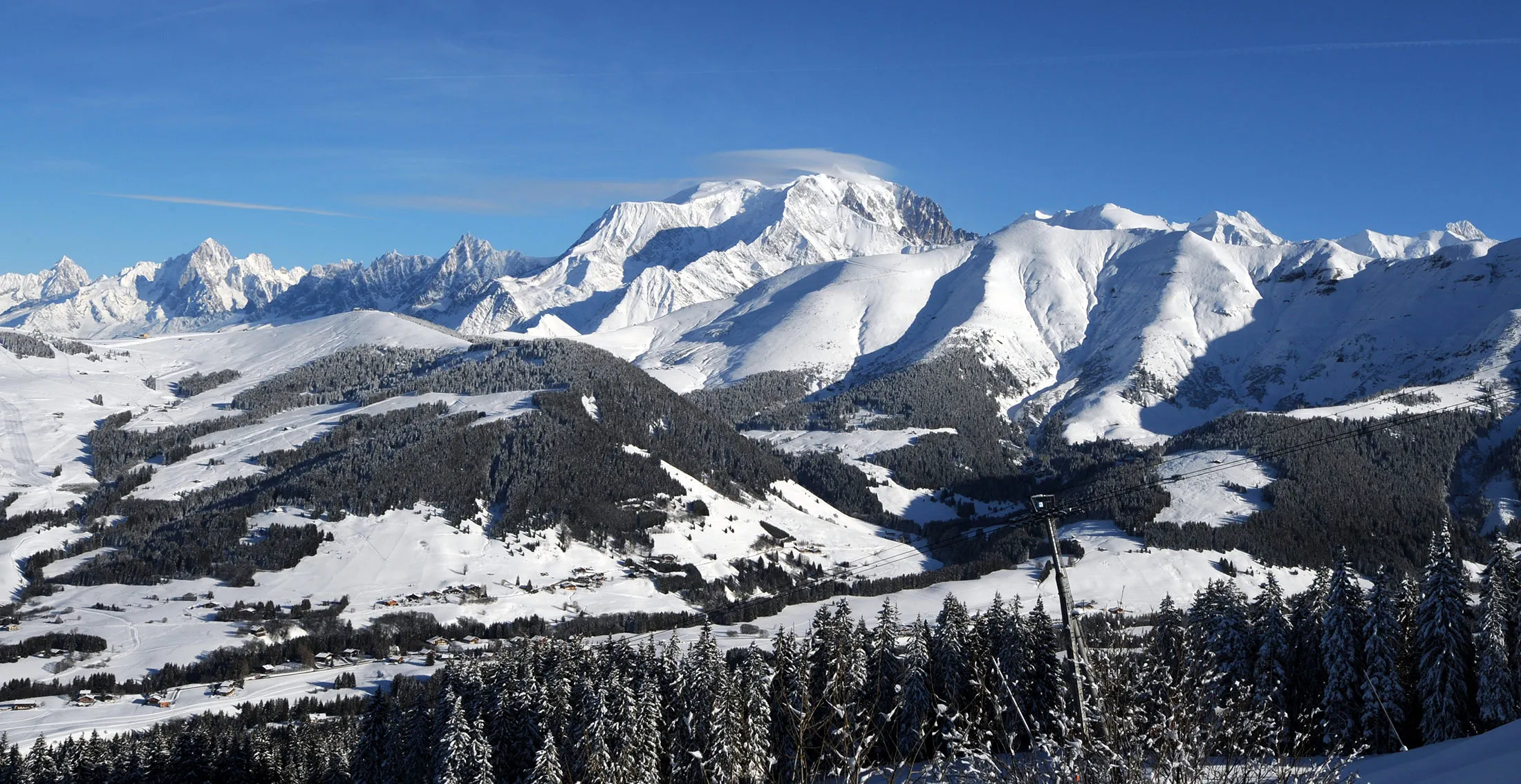 1507742870_Megeve-LEDE