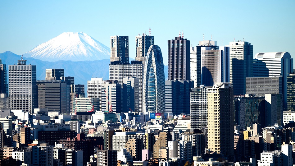 Hidden Billions in Tokyo Real Estate Lure Activist Hedge