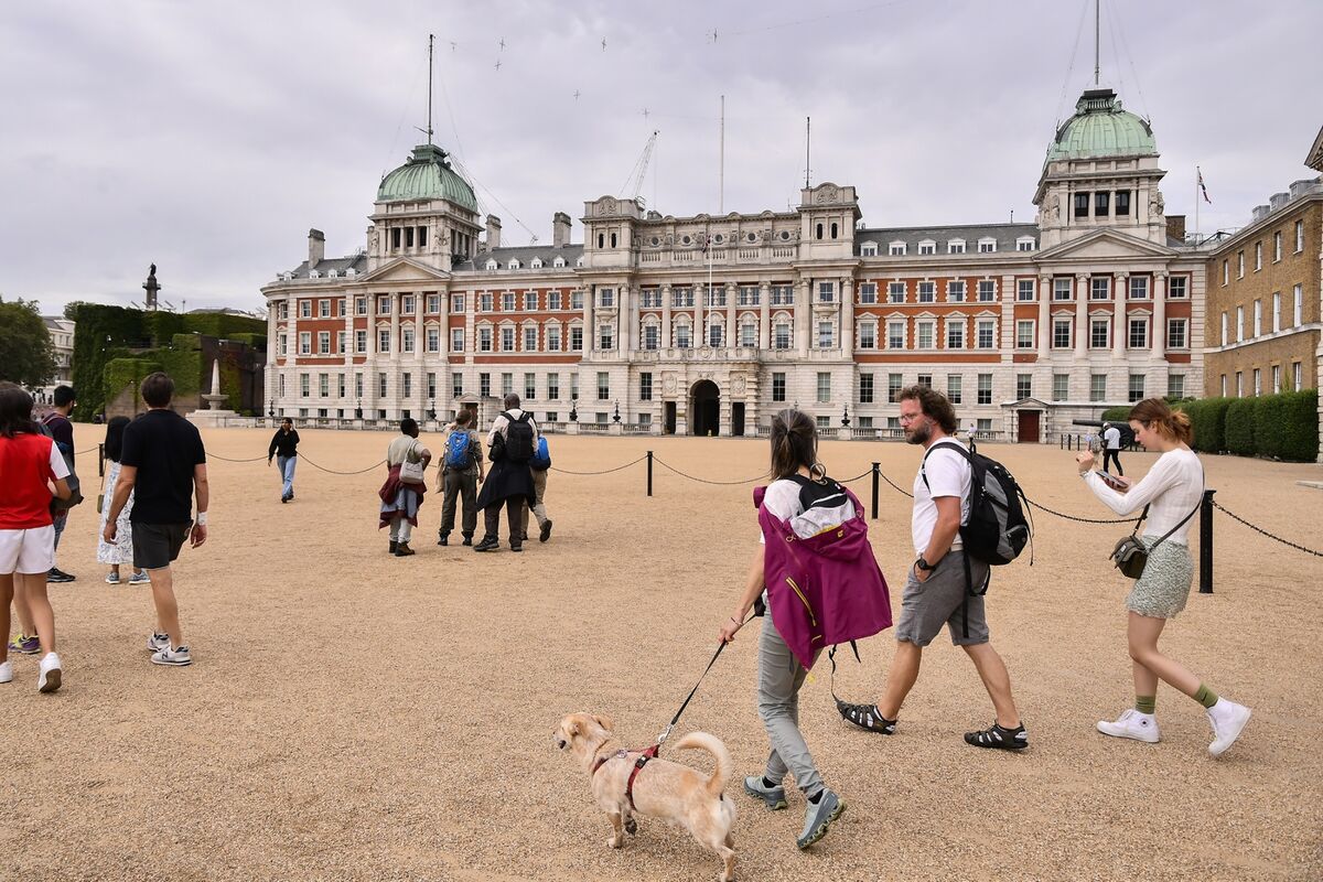 UK to Repay Visa Fees to Growth Firms Which Recruit Abroad