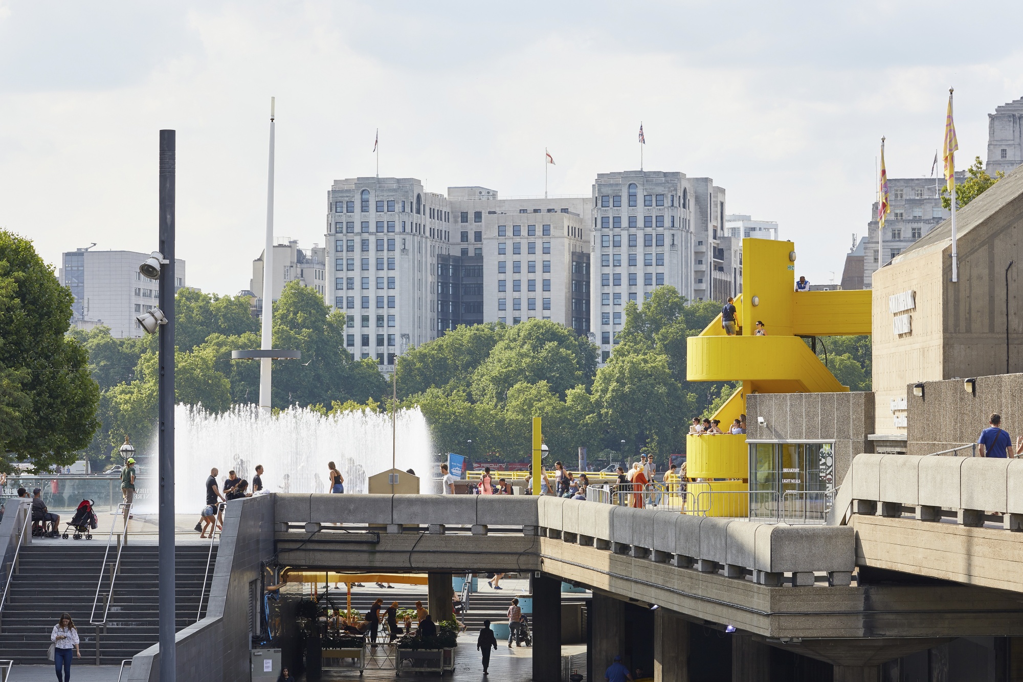 Raised walkways of Southbank Centre towards river. Southbank Master Plan, London, United Kingdom. Architect: Mica Architects, 2018. (Photo by: Andy Stagg/View Pictures/Universal Images Group via Getty Images) Photographer: View Pictures/Universal Images Group Editorial