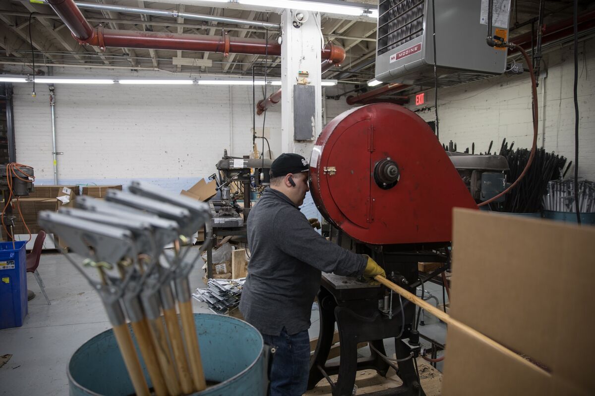 York Manufacturing New York Manufacturing Contracts by More Than Forecast in August ...