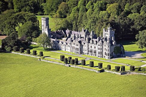 Billionaire Malone Buys Green Banana as Irish Castle Price Drop