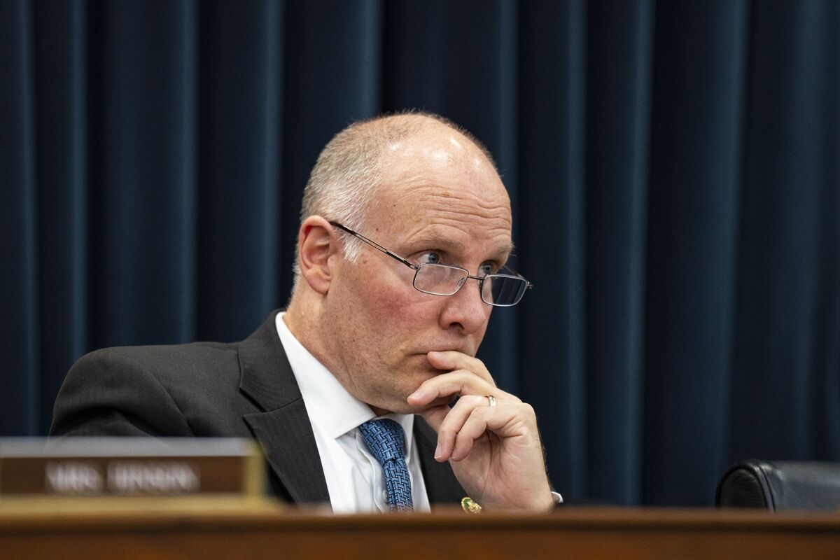Republican John Moolenaar to Lead US House Committee on Competition With  China - Bloomberg