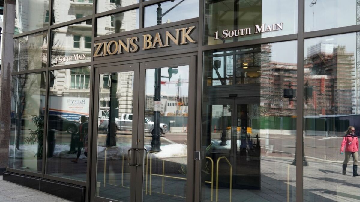 Zions, Western Alliance Disclose Bad Loans