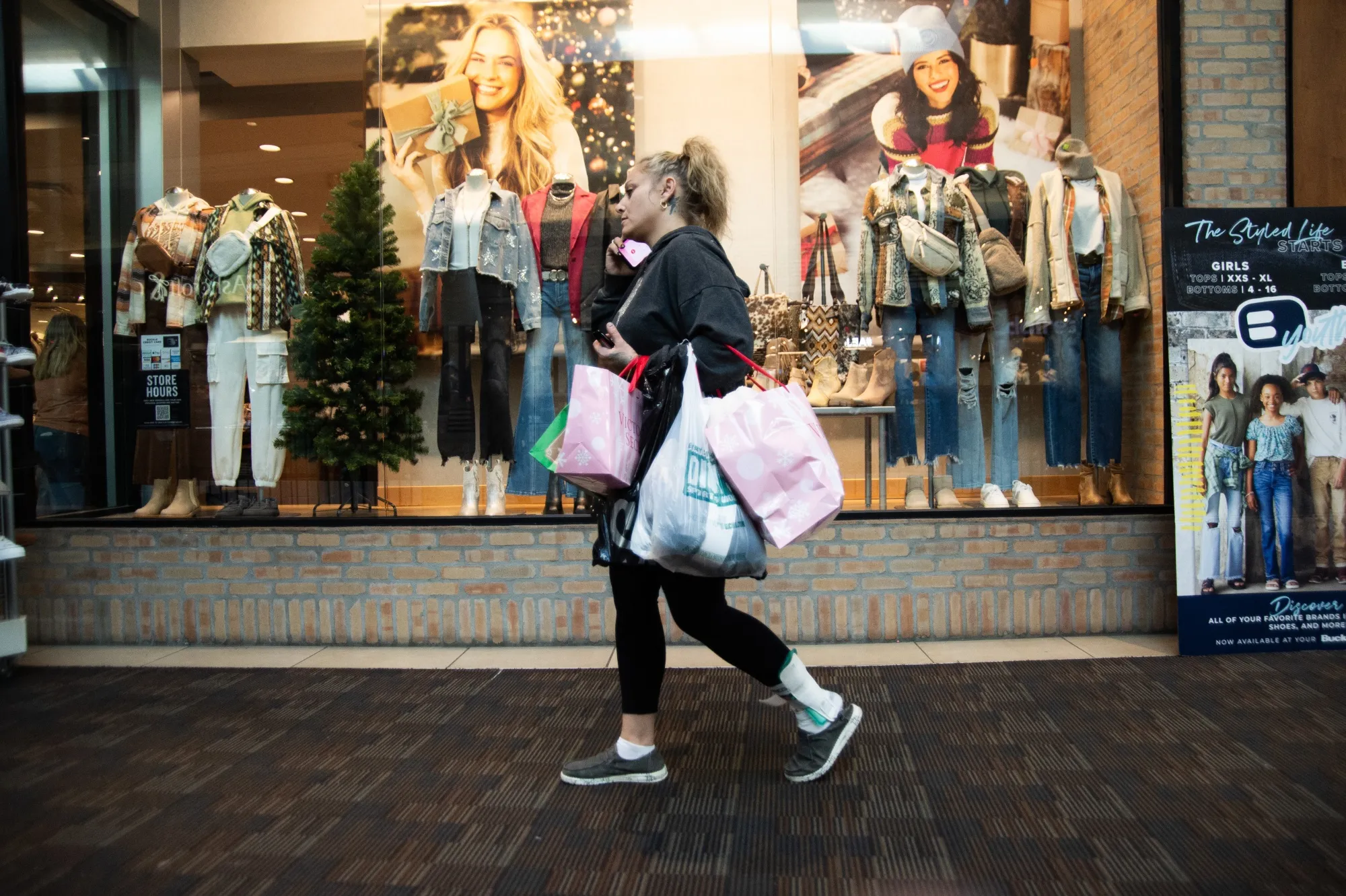 Government data on personal spending&nbsp;showed a cutback in discretionary spending.