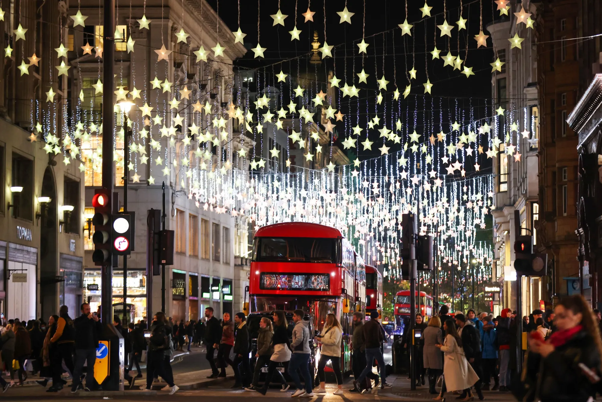 Shopping In Central London Ahead Of Latest Retail Figures