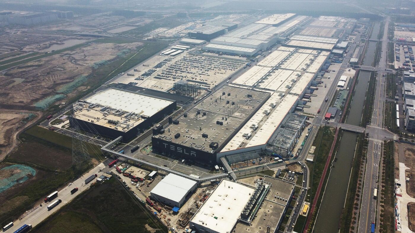 Tesla Shanghai Gigafactory Resumes Production