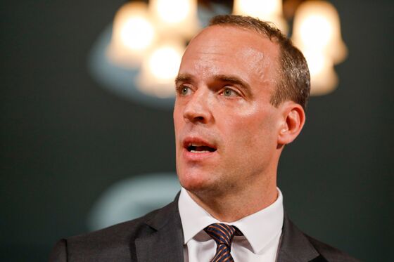 Raab Says EU’s Brexit Stance Makes Progress on Deal ‘Difficult’