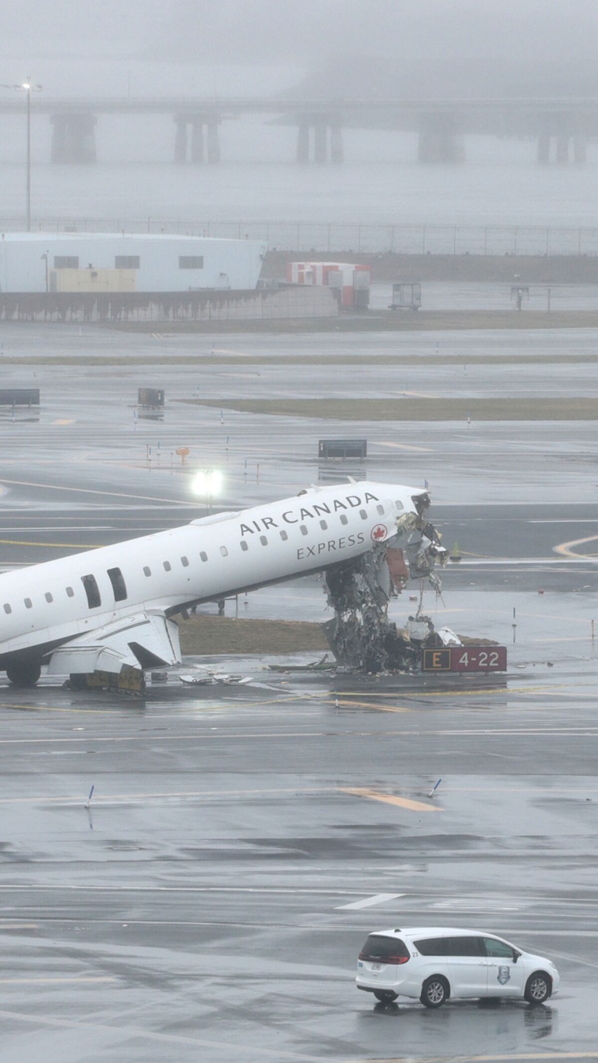 Transportation Secretary on Fatal LaGuardia Crash