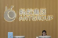 Ant Reaches Agreement With China Regulators on Overhaul