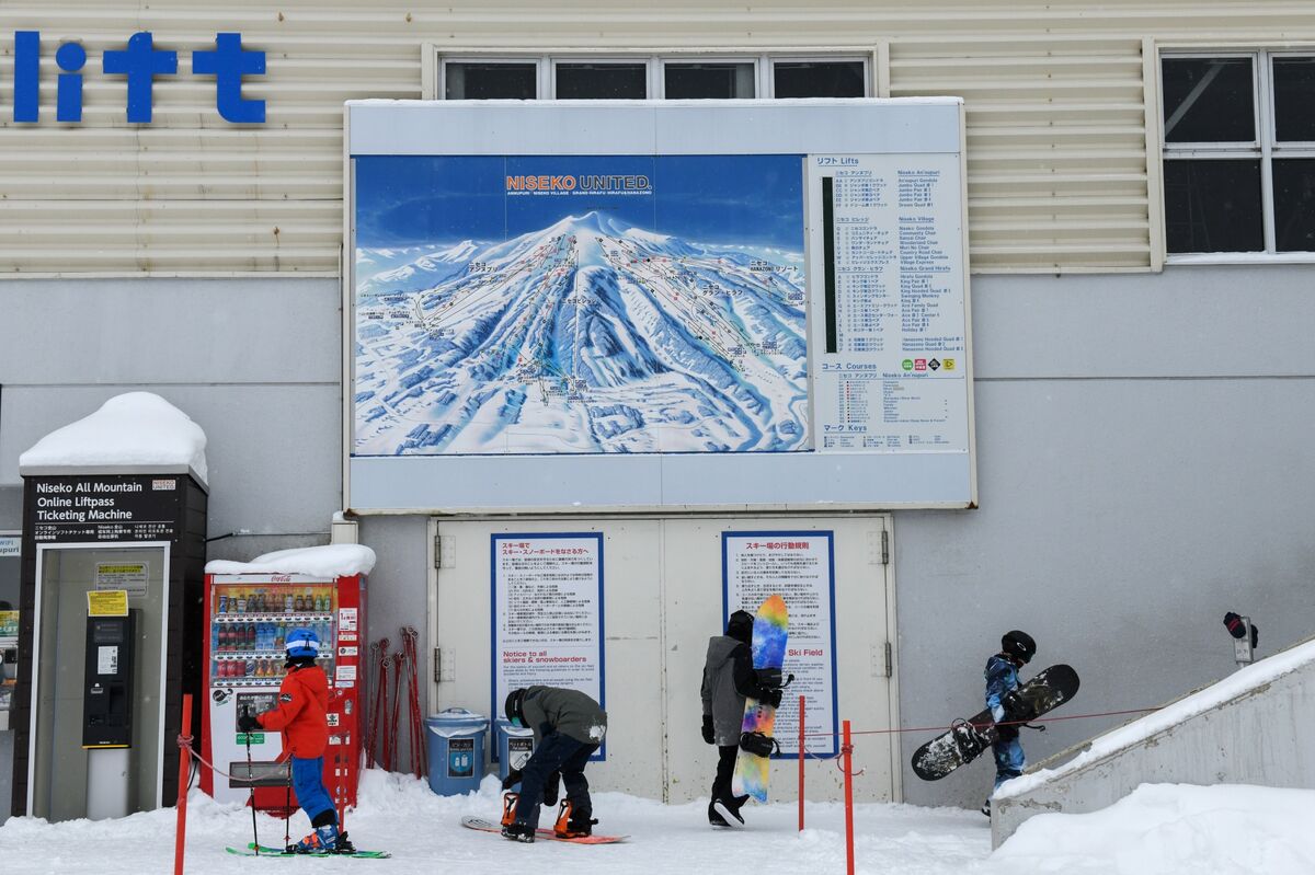 A $500 Million Bet on Reinvigorating Japan’s Aging Ski Industry