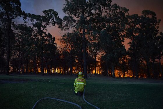 Australia Wildfires Set to Worsen as Dry Storms, Heat, Wind Hit
