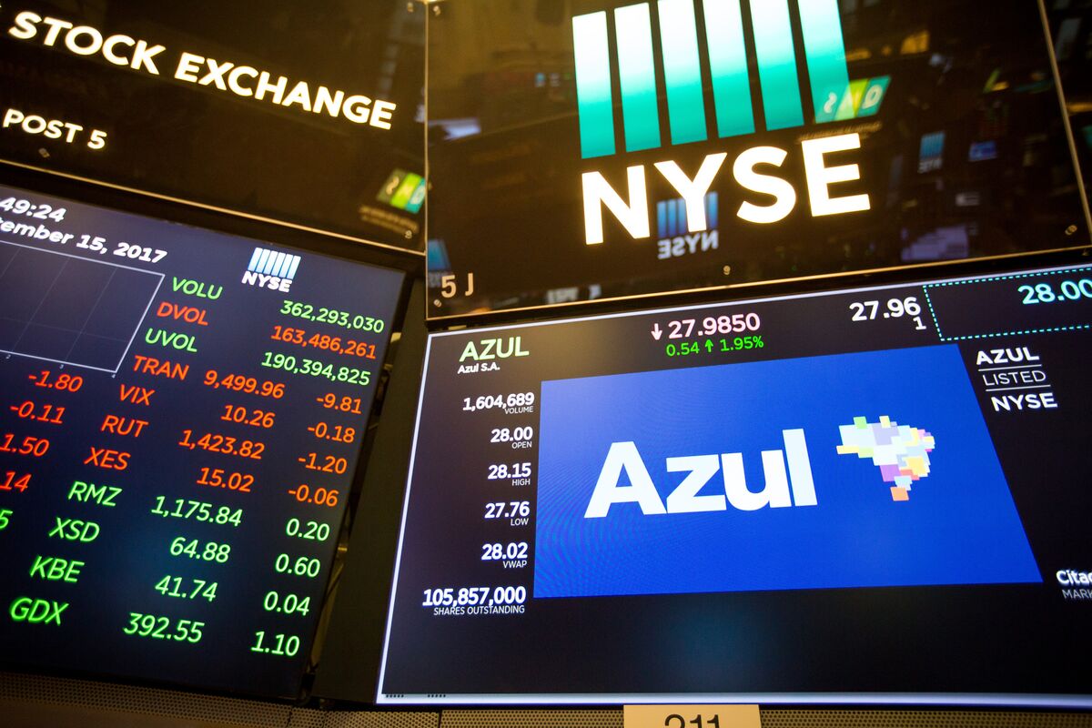 Azul Sees Opportunity in Delivery as Amazon Moves on Brazil - Bloomberg