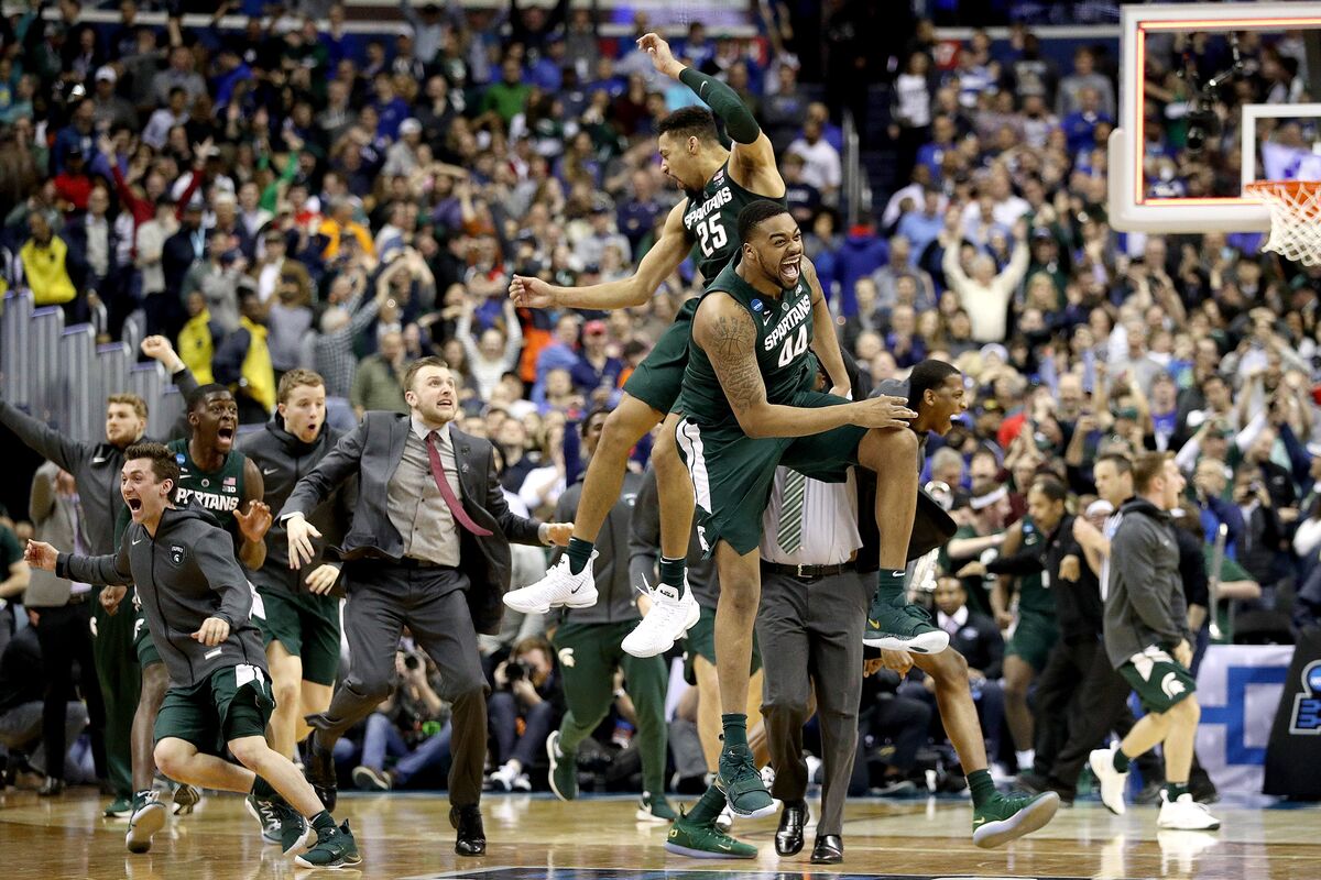 URGENT: Michigan State Knocks Off Duke 68-67 To Make Final Four - Bloomberg