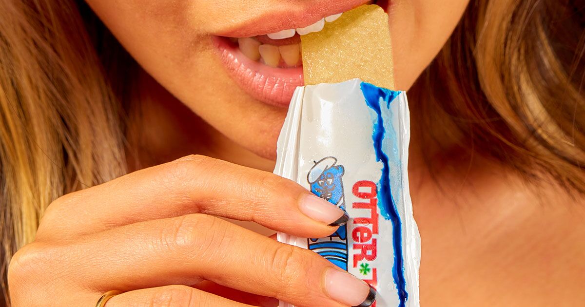 Freezer Pops, Sports Drinks Go Colorless as Natural Dyes Prove Tricky and Expensive
