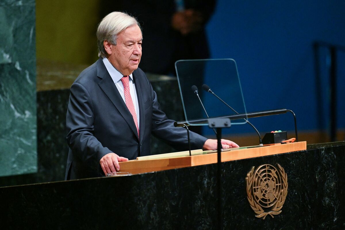 bloomberg.com - Magdalena Del Valle - UN Chief Calls for AI Pact to Prevent the Rise of Killer Robots