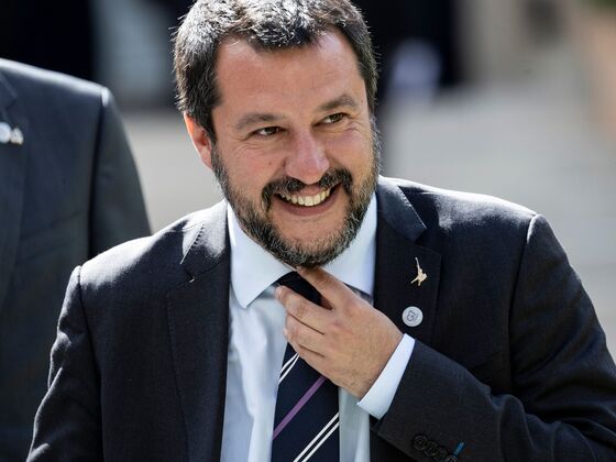 Salvini's Long-Term Plan to Be Italy's Boss: Balance of Power