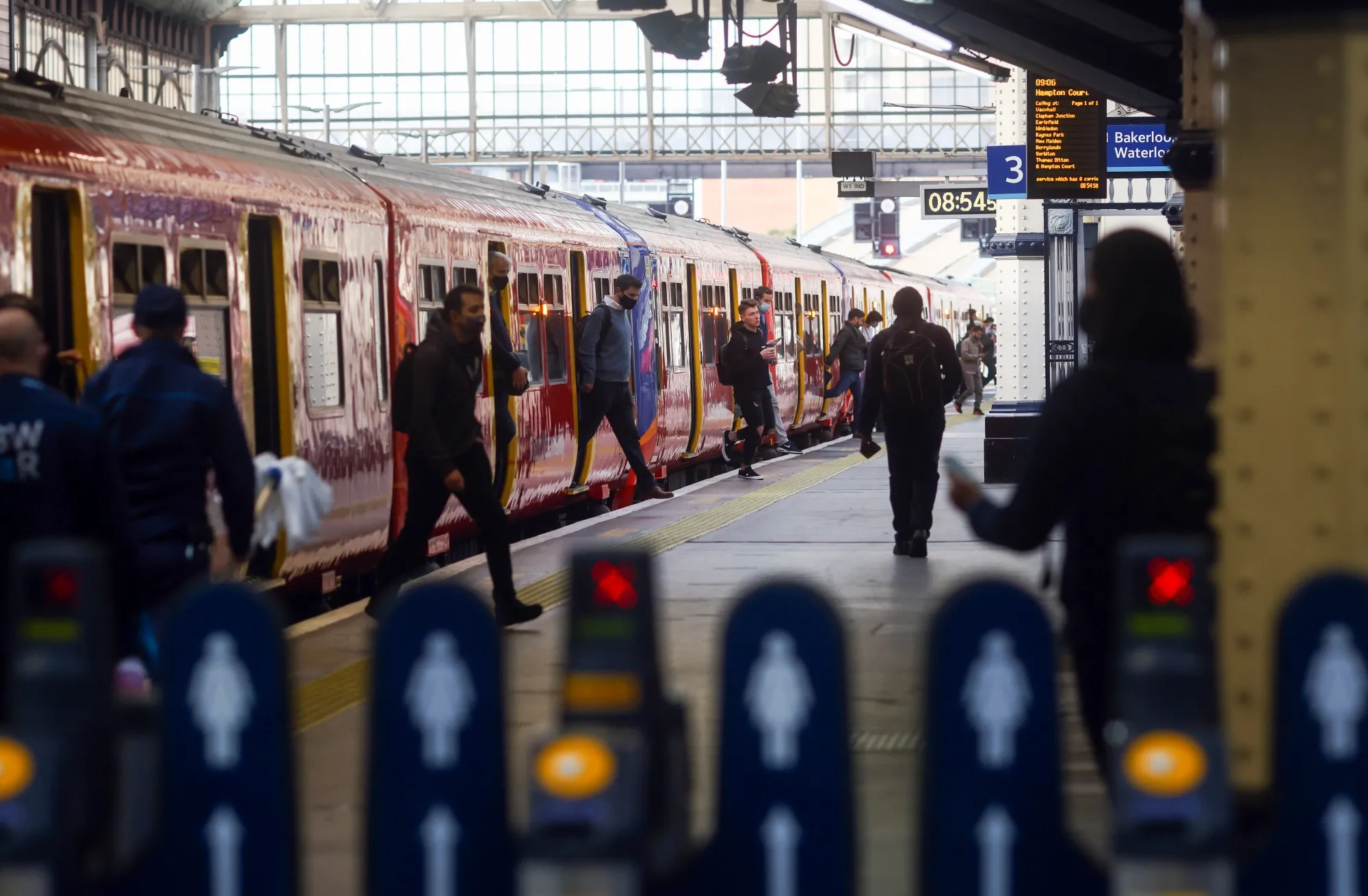 Commuters Return To Offices As Labor Market Continues Its Rapid Recovery