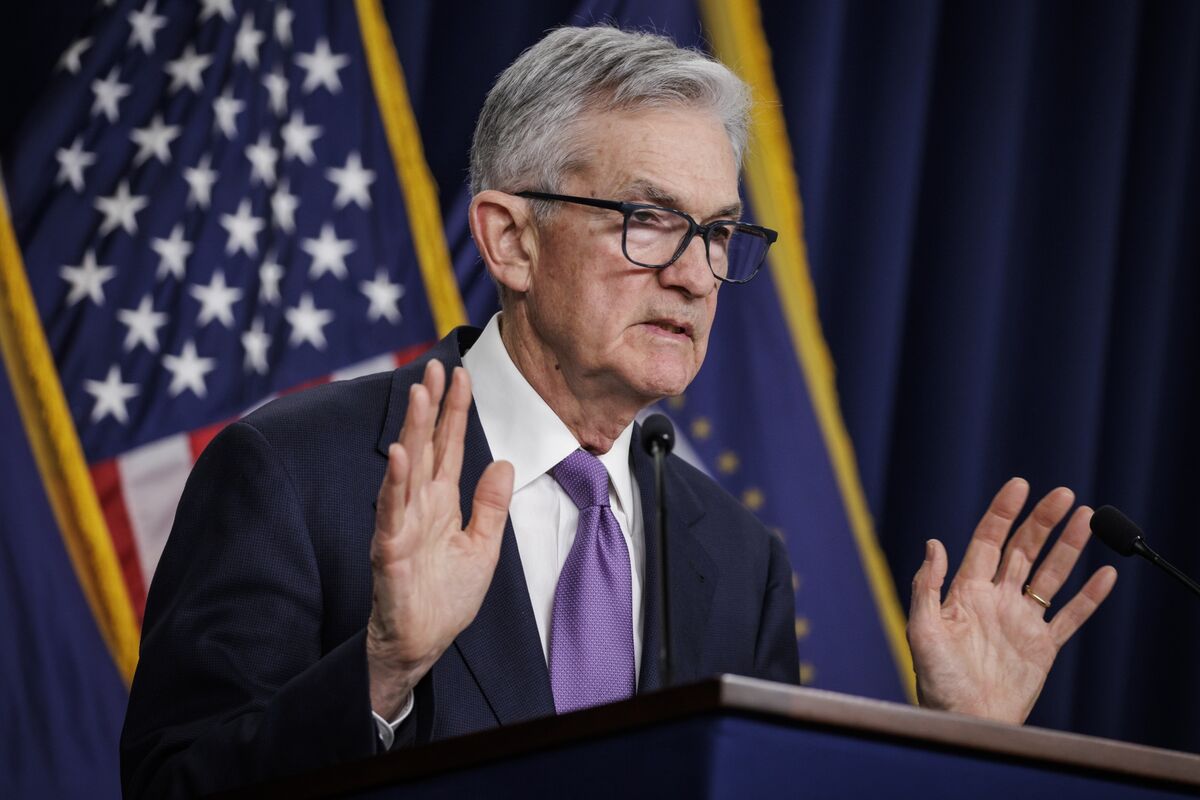 A Federal Reserve Held Hostage by Data Is Asking for Trouble - Bloomberg