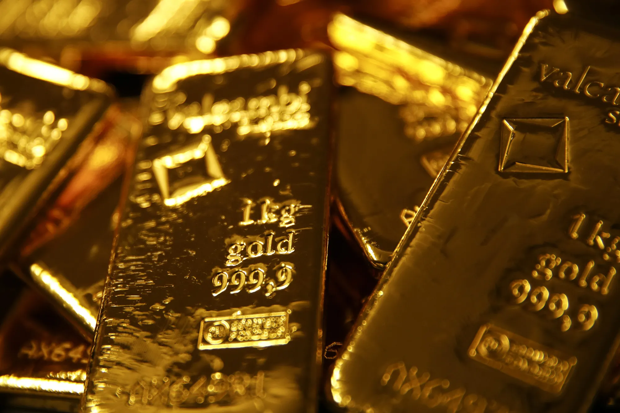 Gold Bar Casting At Valcambi SA Precious Metals Refinery 