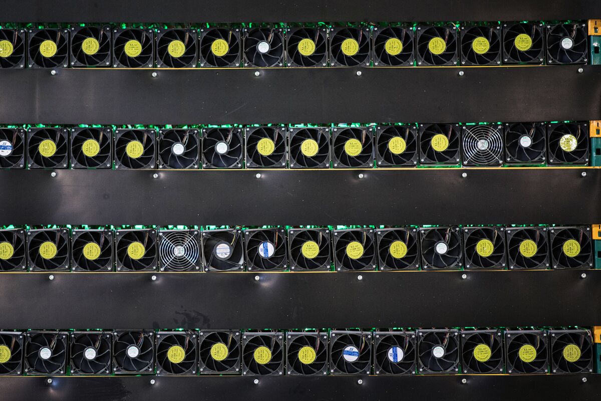 Crypto Traders Ponder Blacklist to Keep Scammers, Thieves at Bay - Bloomberg