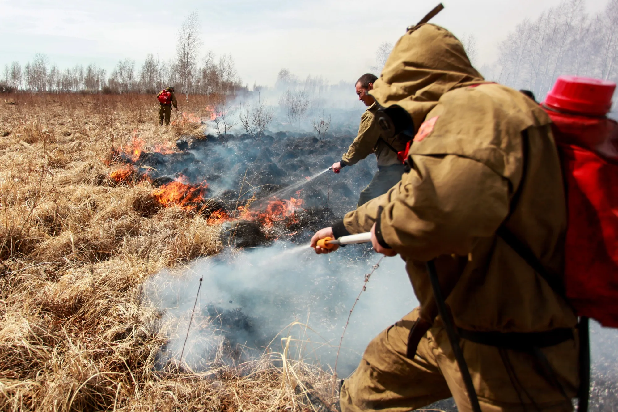 IRKUTSK REGION, RUSSIA - APRIL 29, 2019: Firemen fighting a wildfire near the village of Revyakina. Kirill Shipitsin/TASS (Photo by Kirill Shipitsin\TASS via Getty Images)