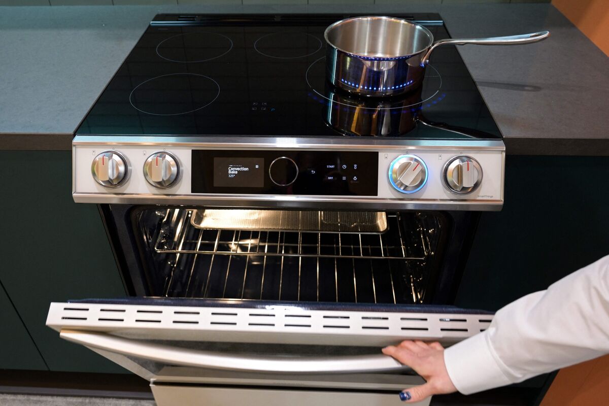 Used frigidaire stove. Плита с духовкой. Варочная панель grundig как включить. Как включить варочную панель самсунг сенсорную панель. Сенсорная плита самсунг dg-6800002a.