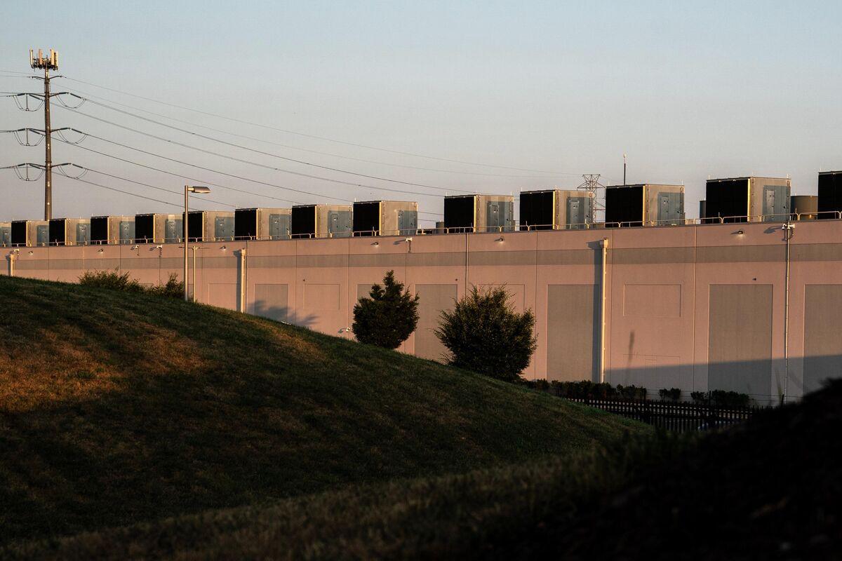 Blackstone files for an IPO of a new data center acquisition vehicle to buy already-built and leased properties, and, sources say, plans to raise ~$2B (Bloomberg)