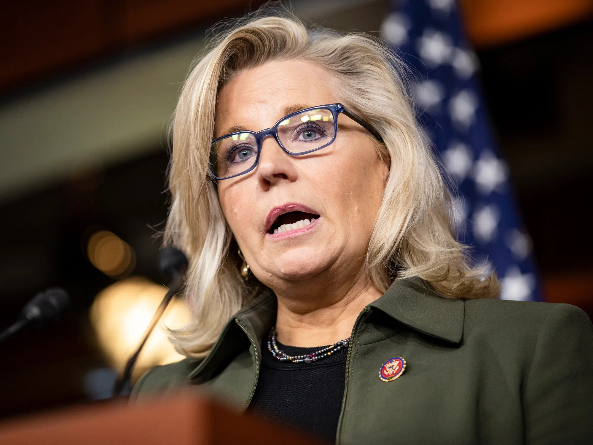 Liz Cheney Says She Won't Quit GOP Leadership After Wyoming Censure ...