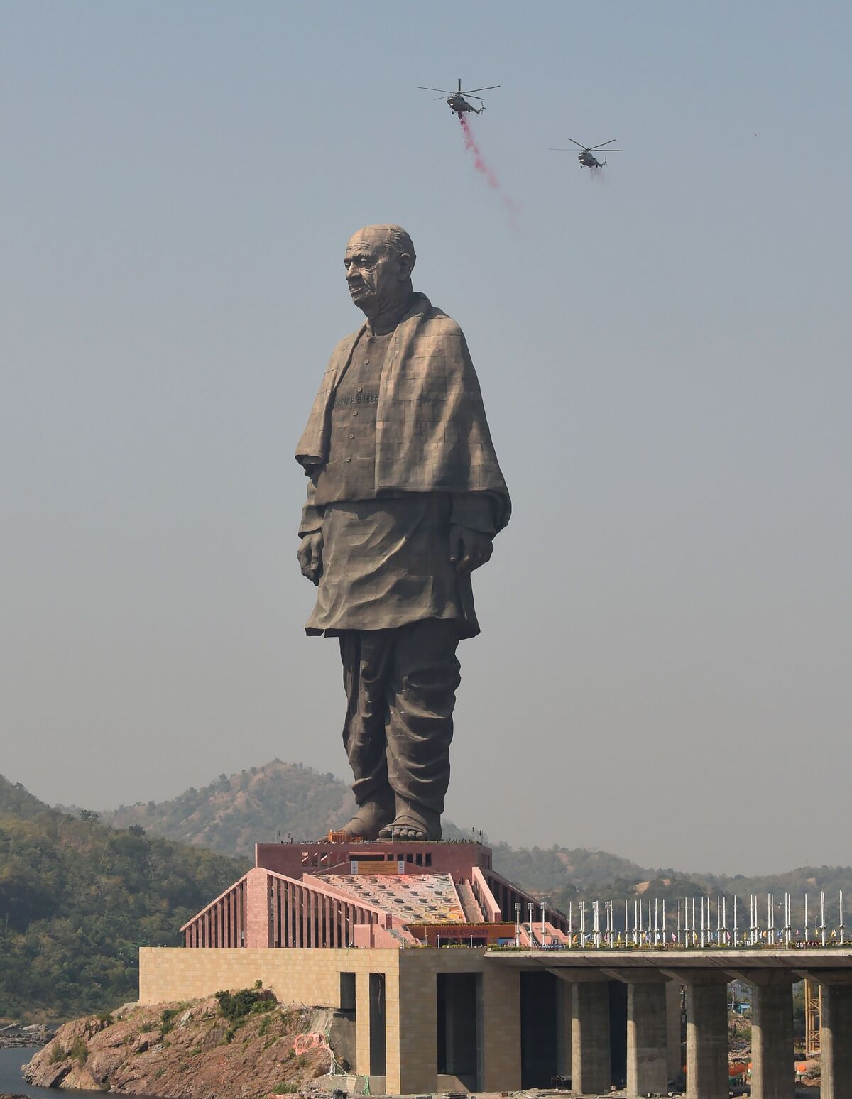 India's Statue of Unity Highlights Infrastructure Failings - Bloomberg