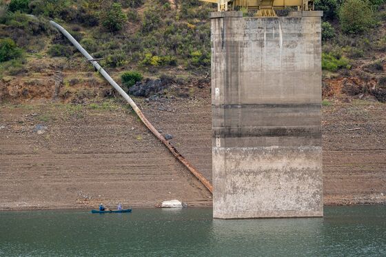 California’s Epic Drought Is Parching Reservoirs and Worrying Farmers