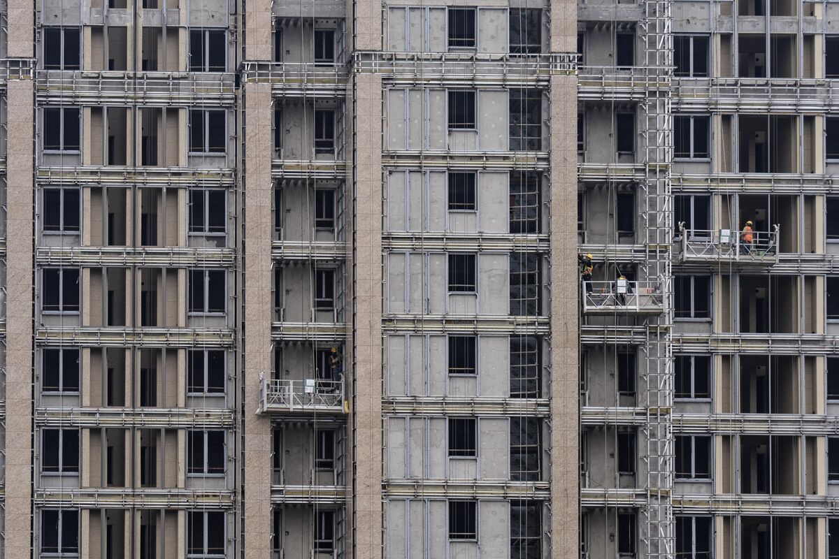 China Shrugs Off Tariffs But Not its Property Slump