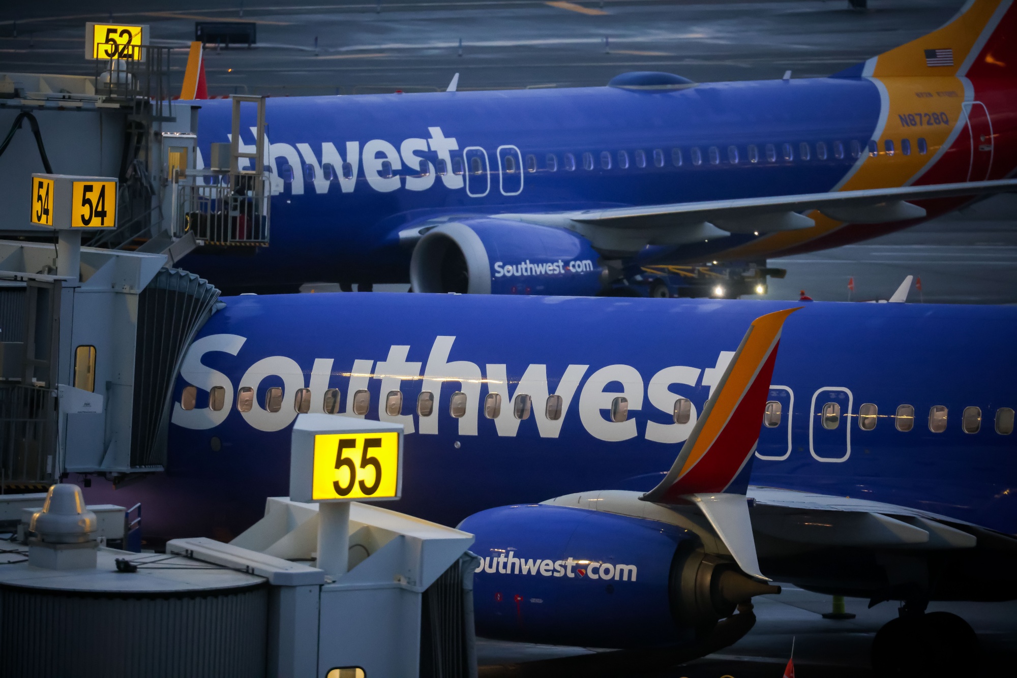LUV: Southwest Airlines Co Stock Price Quote - New York - Bloomberg