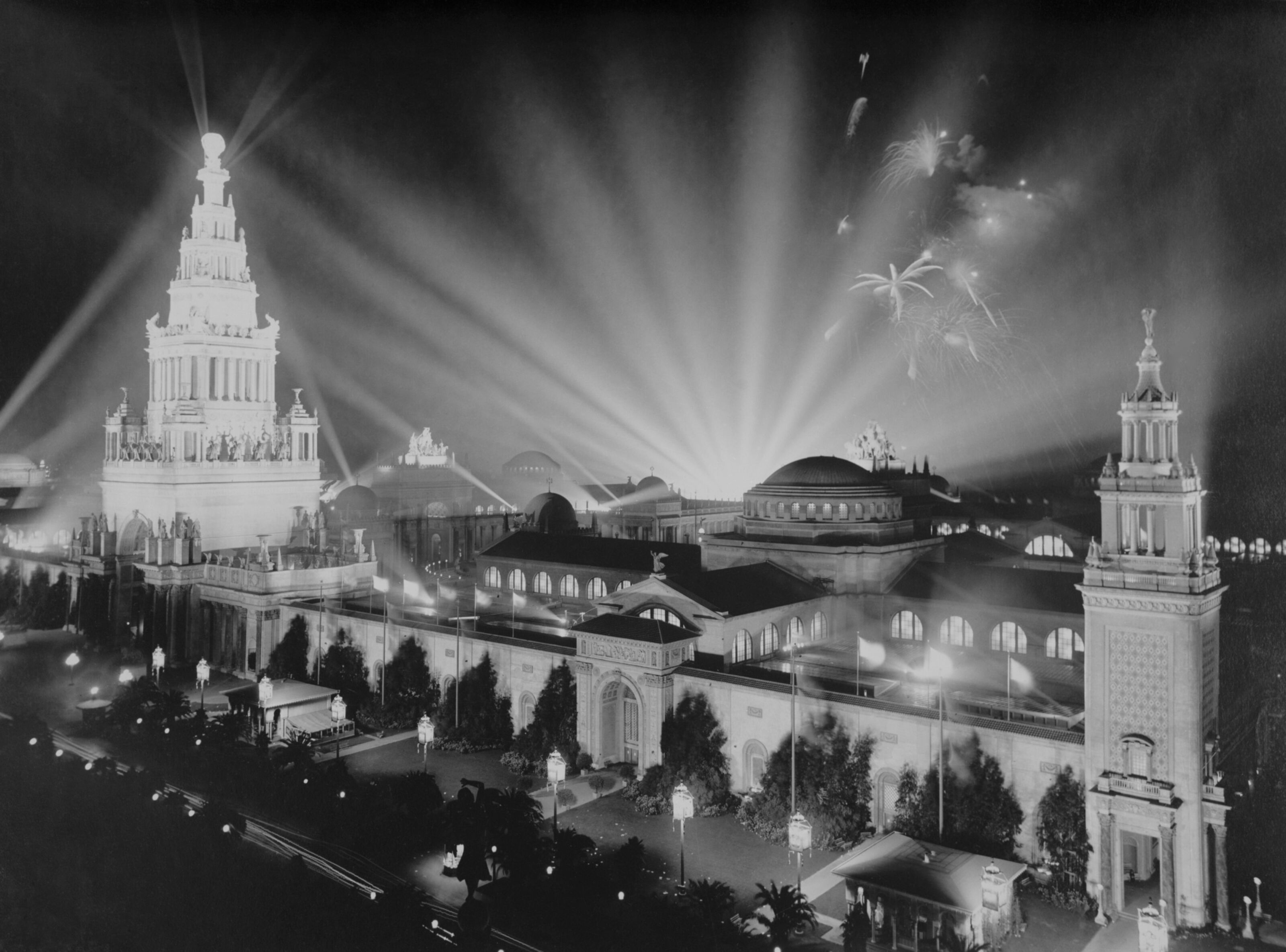 Believers in the “Tartaria” conspiracy theory are convinced that the elaborate temporary fairgrounds built for events like the Panama-Pacific International Exposition in San Francisco in 1915 were really the ancient capital cities of a fictional empire.

 