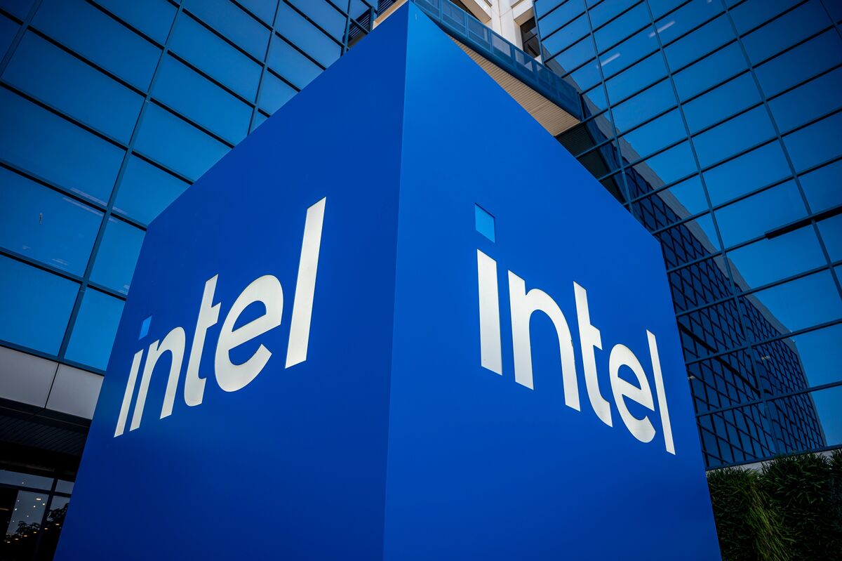 Intel Has Best Tricky Choices After Its Lengthy and Stinging Fall From Grace