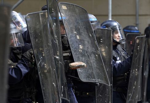1466587182_POLICE