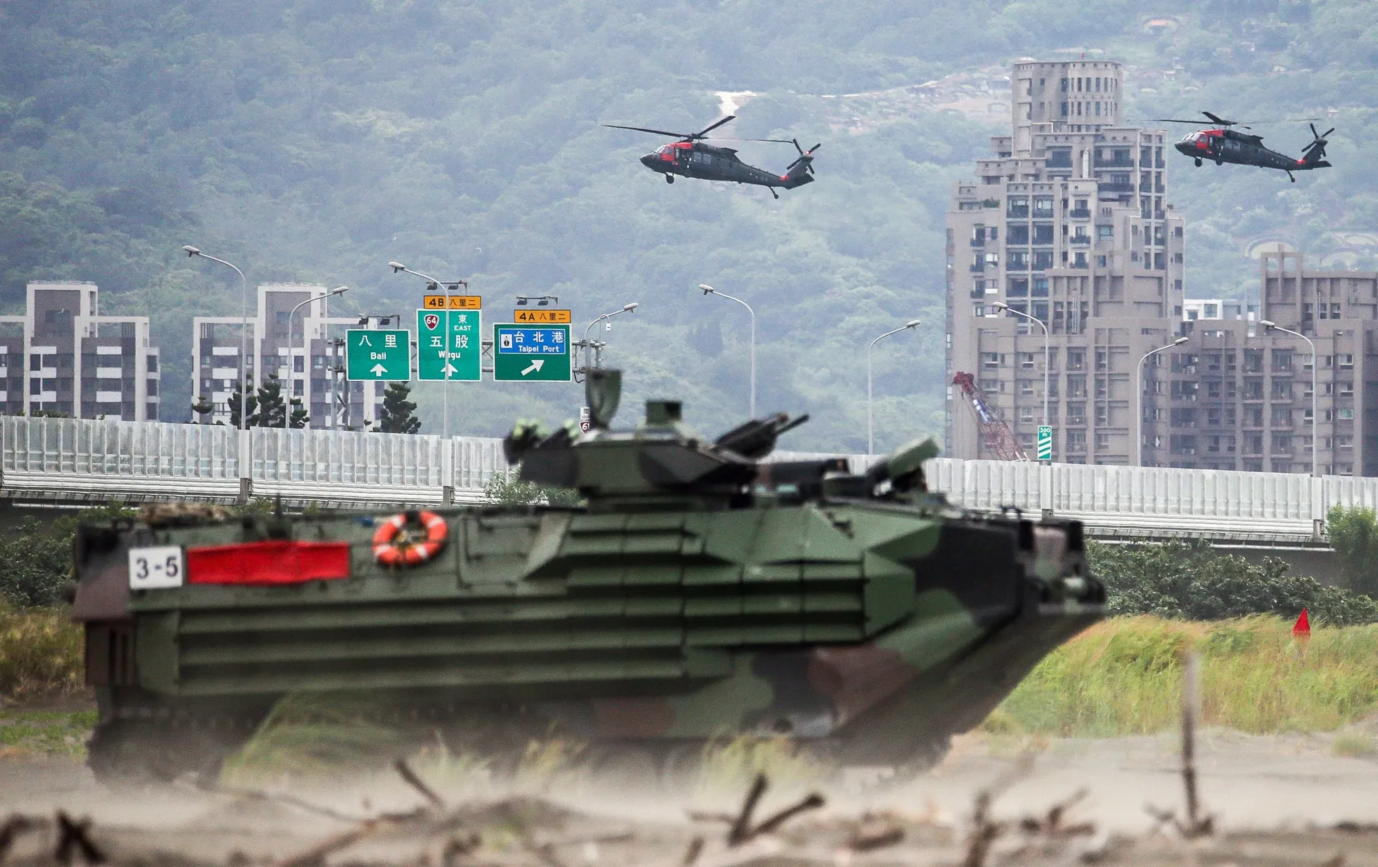 A military exercise in New Taipei City.