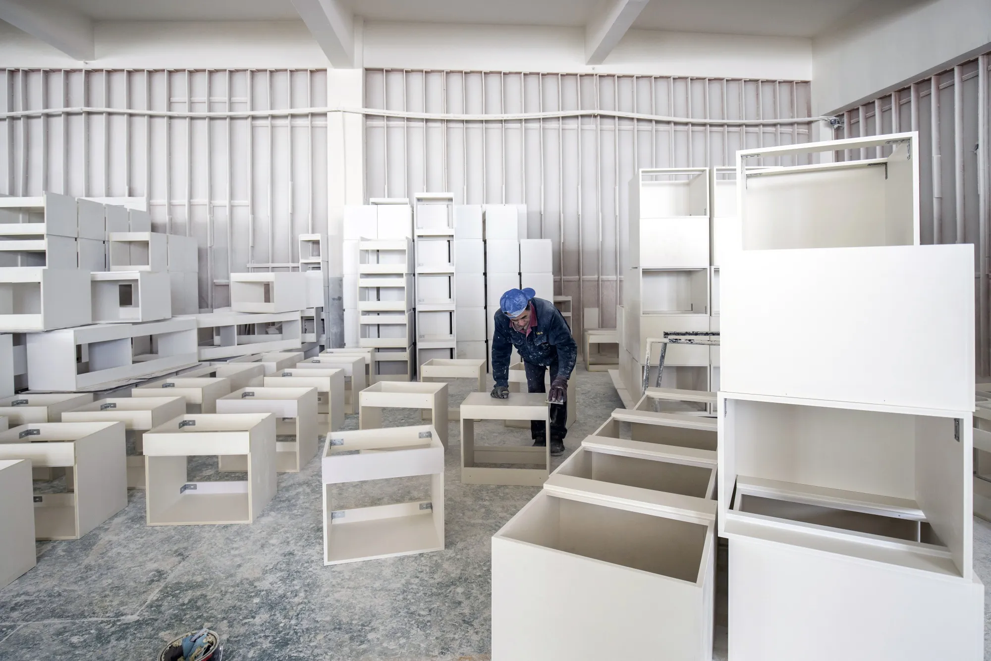 Cabinet Manufacturing At Dicheng Technology Co.