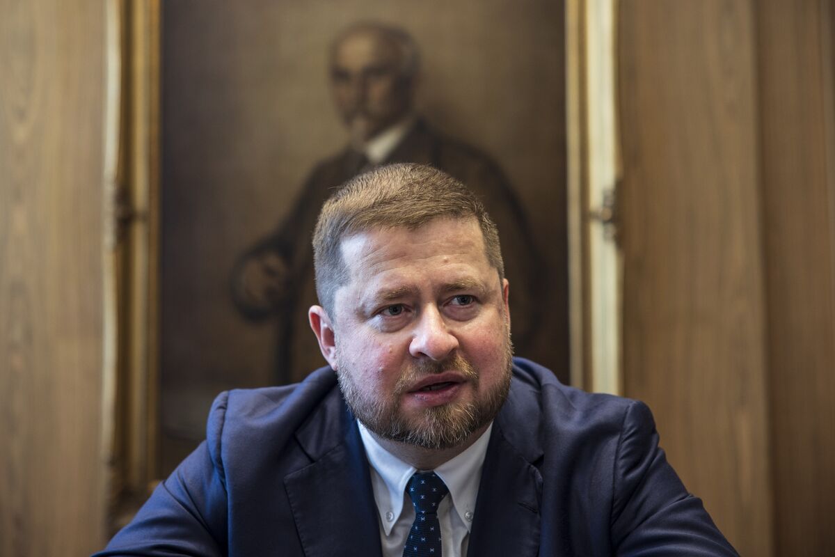 Bitcoin Musings Draw Scrutiny Over Czech Central Bank Governor - Bloomberg