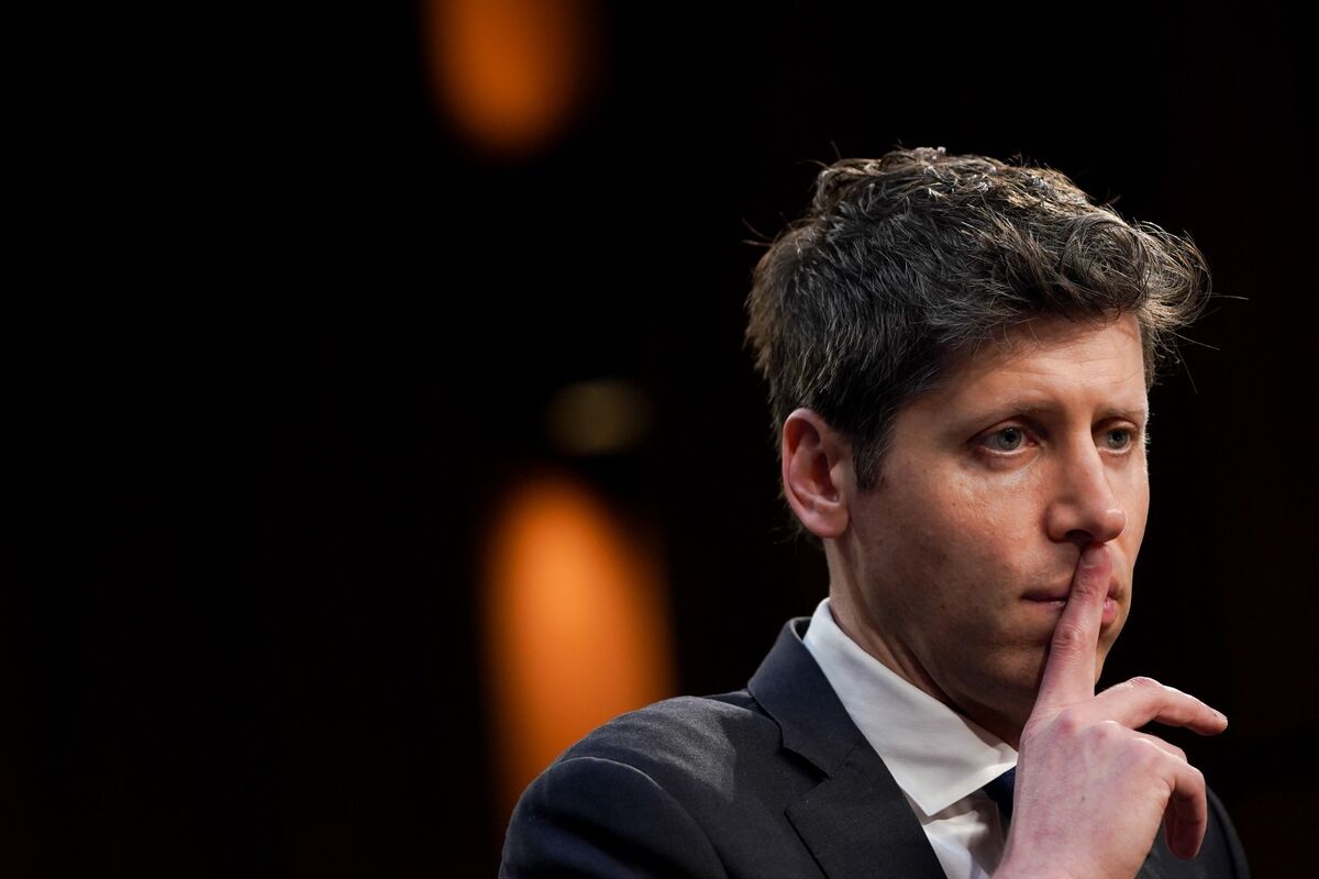 Credit Fuels the AI Boom — and Fears of a Bubble