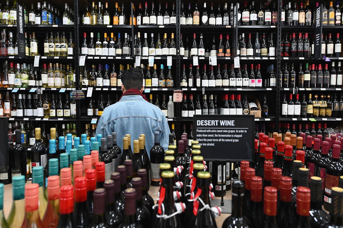 bloomberg.com - Aidan Williams - Alcohol's Share of US Household Spending Falls to Record Low
