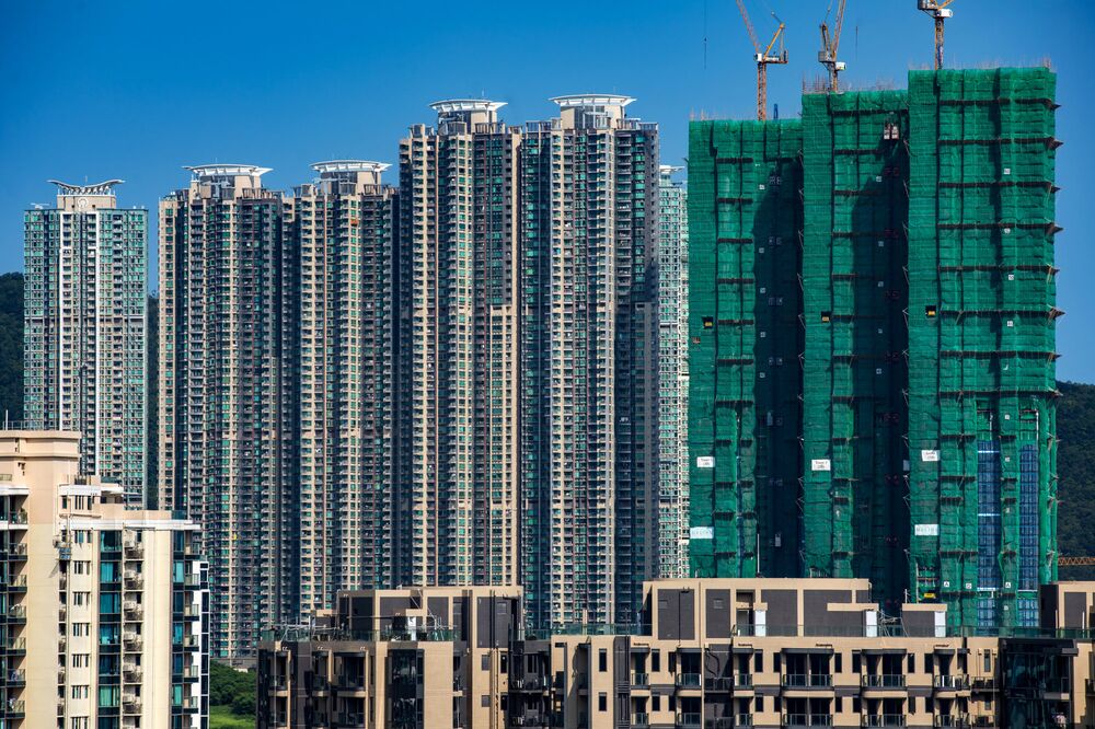 Hong Kong S World Beating House Prices Can Survive Higher Rates Bloomberg