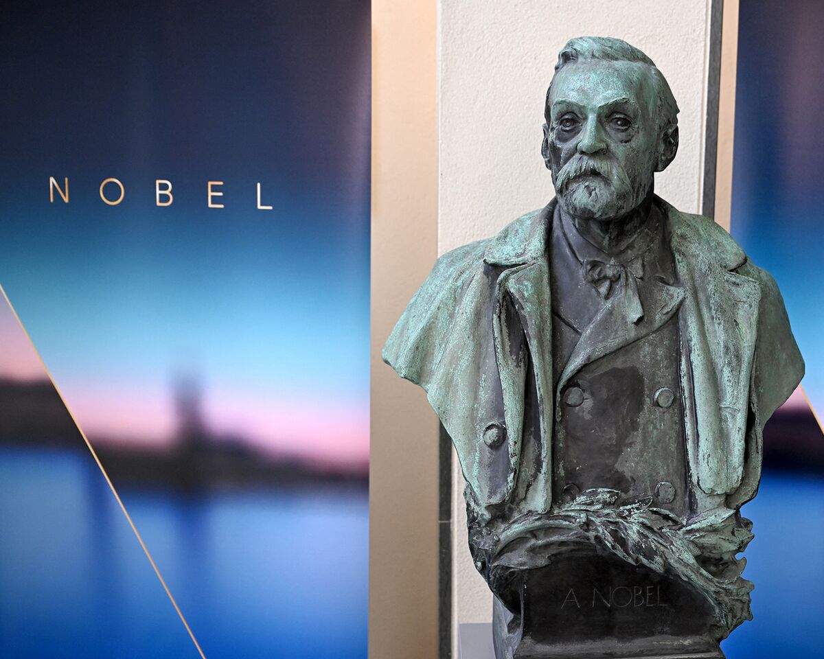 Three Share Nobel Prize in Medicine for Immune Discoveries Three Share Nobel Prize in Medicine for Immune Discoveries