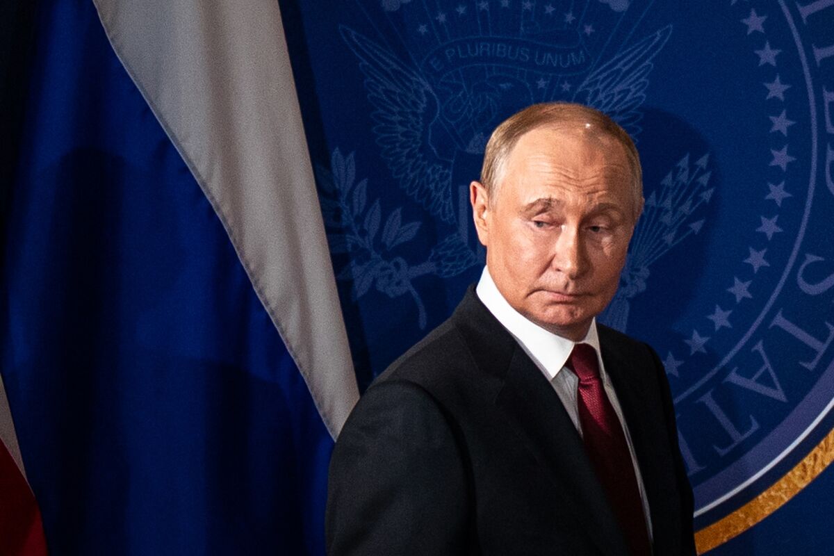 ブルームバーグのニュース記事「ロシア、新型の原子力推進巡航ミサイルの試験に成功－プーチン氏」の画像