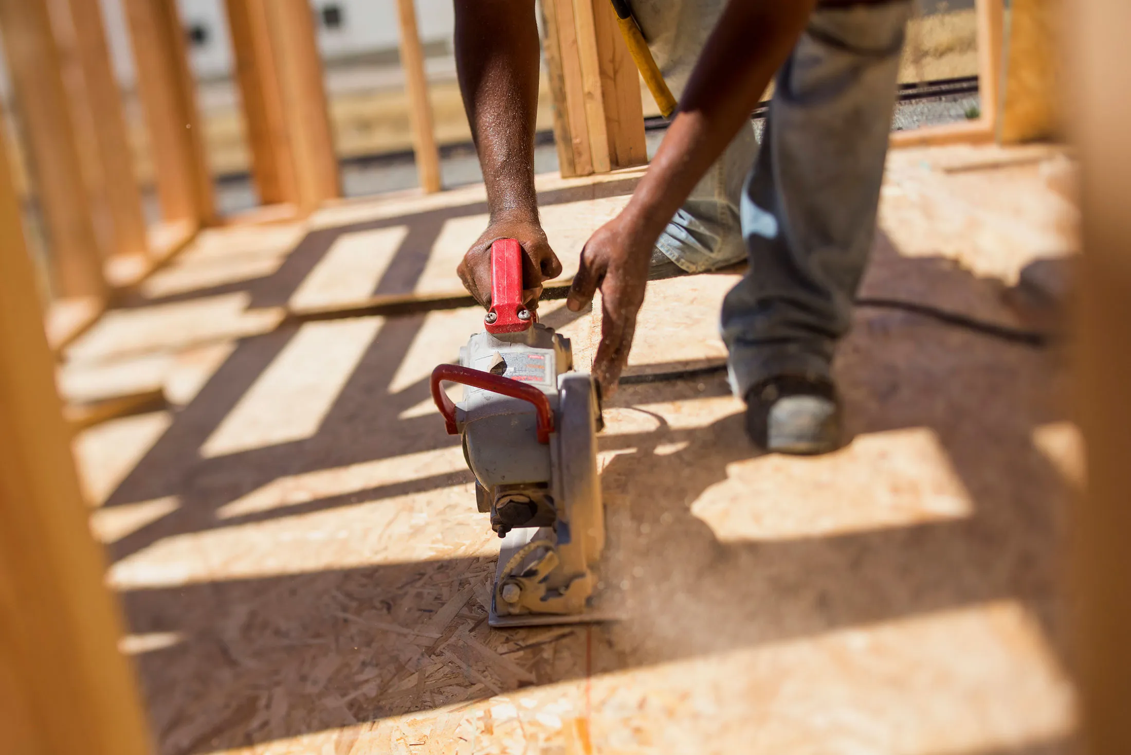 The S&amp;P 500 Index rose 0.5 percent on Monday as data showing strong confidence among U.S. homebuilders helped reverse earlier losses spurred by weak manufacturing in the New York region.

