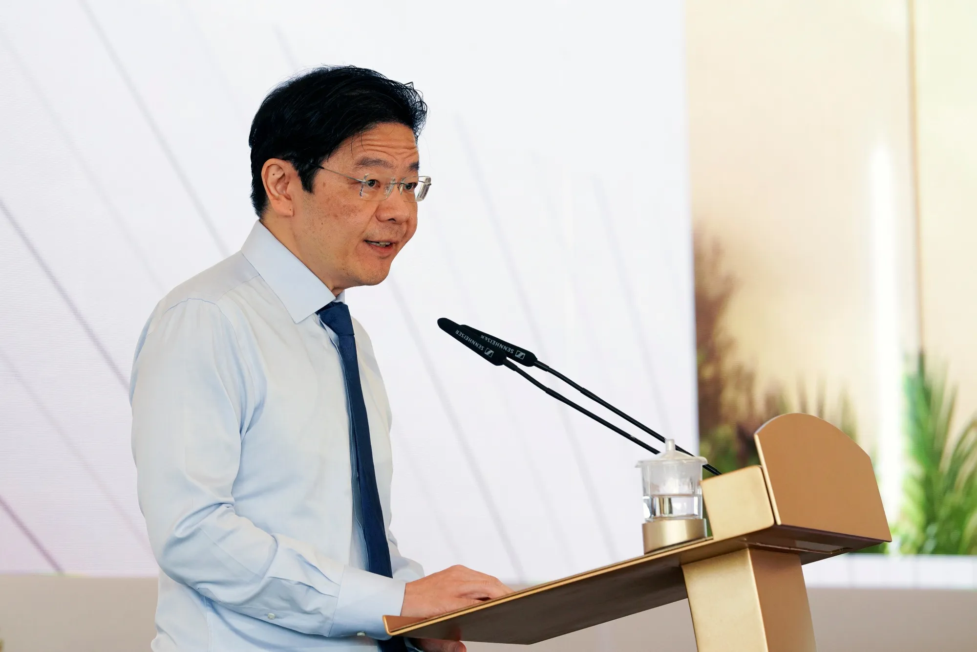 Singapore PM Wong Pledges to Reduce Inequality - Bloomberg